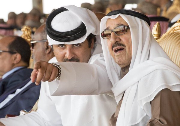 كويتيون لمسؤول سعودي:وزراءنا احرار فافهم